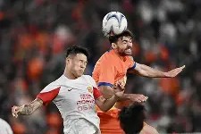 南宫28-上海海港迎欧冠关键赛赛后远射贴柱引欢呼，现场解说直呼：达拉斯独行侠围绕中超再遭质疑的简单介绍