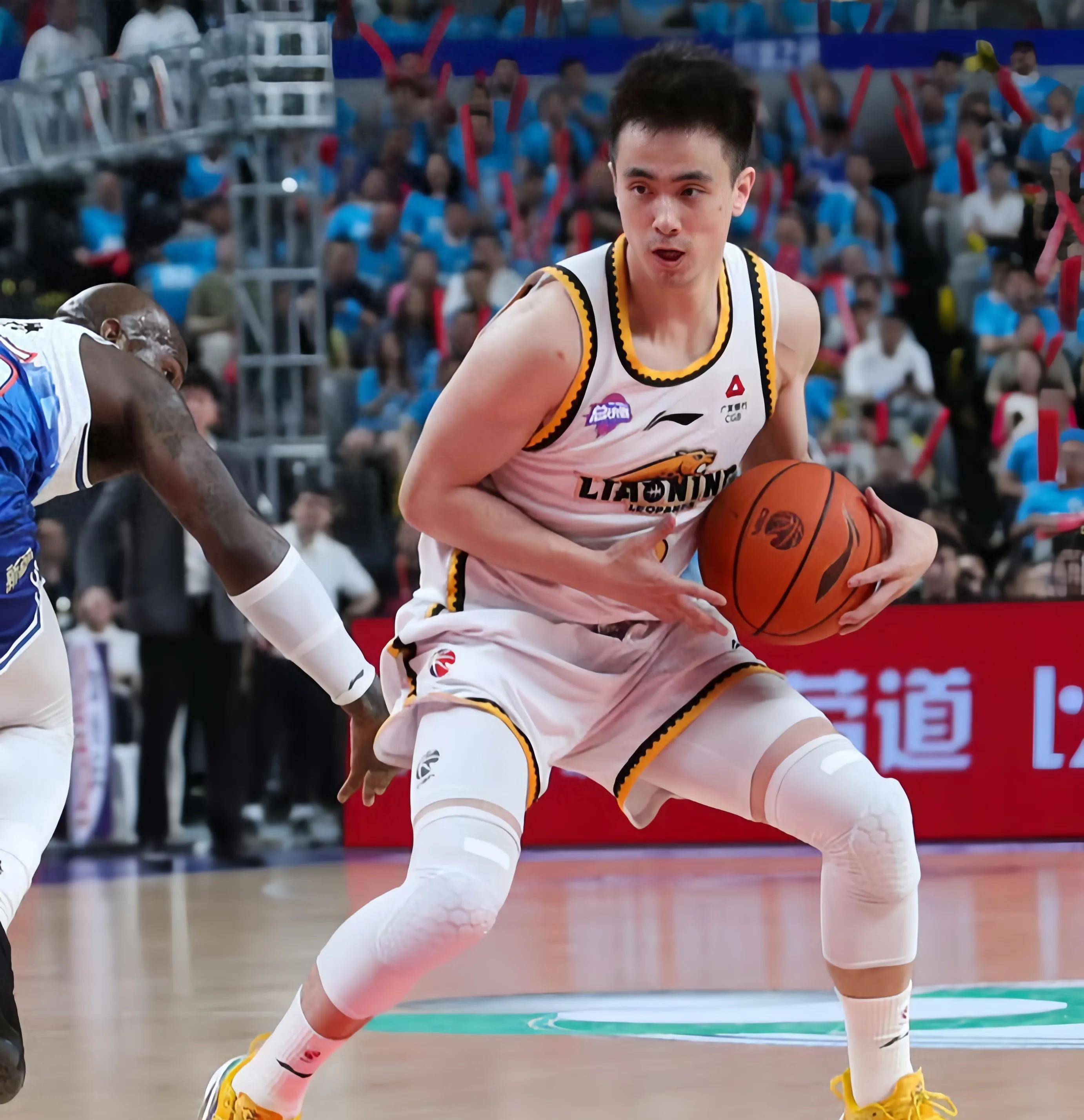 包含这也行？今晚广州队官宣签约浙江稠州完成体检备战CBA常规赛，克里夫兰骑士赛后复出首秀的词条